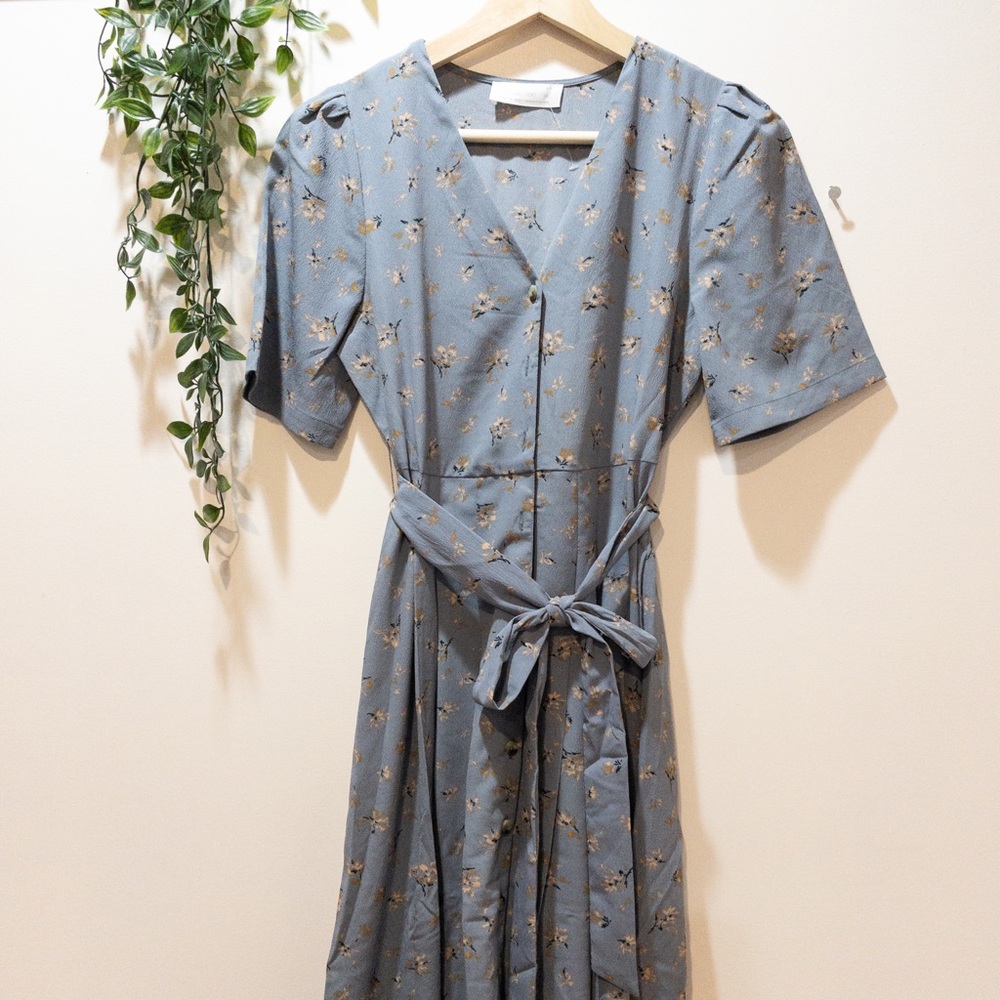 NWOT oak + fort floral dress